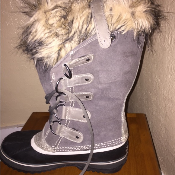 Sorel Women’s Winter Boots - Picture 7 of 8
